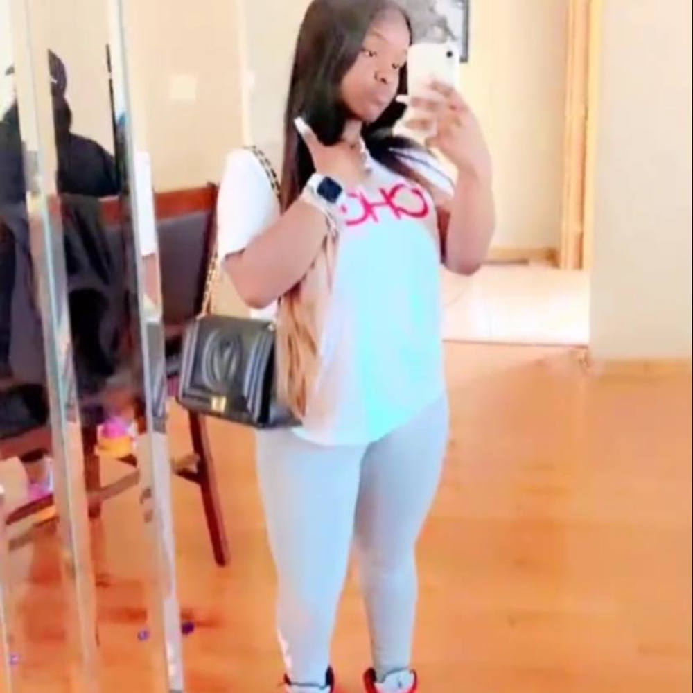 Meet your Posher, Lavish